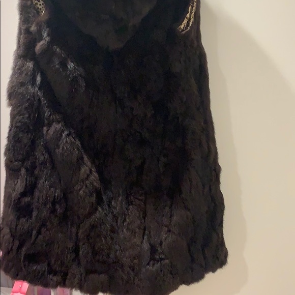 Genuine rabbit fur vest with hood - Picture 4 of 5